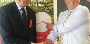 Union holds wide-ranging meeting with minister for Brexit