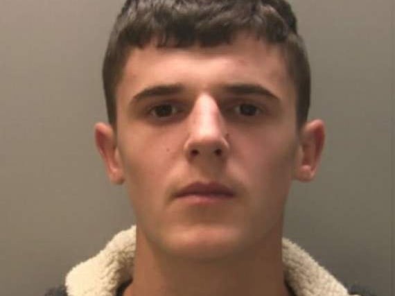 Police search for missing teenager with links to Brecon