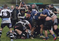 Llandrindod Wells cruelly beaten by late try