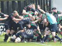 Drovers in six-try romp