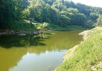 Powys farmers hit back at Wye algae allegations