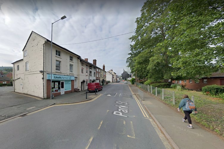 Park Street near Lloyds Pharmacy
