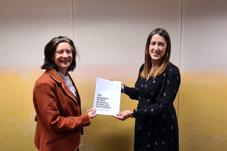 Health Minster Eluned Morgan and MS for Mid and West Wales Jane Dodds.