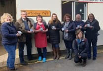 Mugs for rural mental health awareness get the thumbs up at Talgarth Market launch