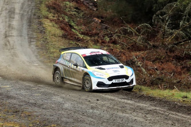 Stephen Petch leads the pack (Malcolm Almonds).
