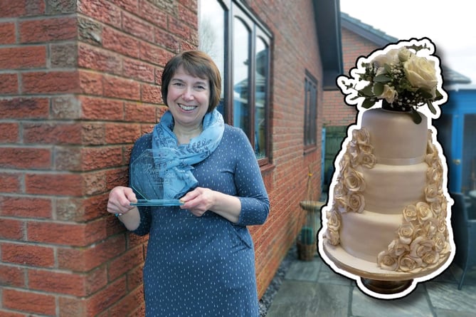 Jan with her trophy with an inset photo of one of her cakes