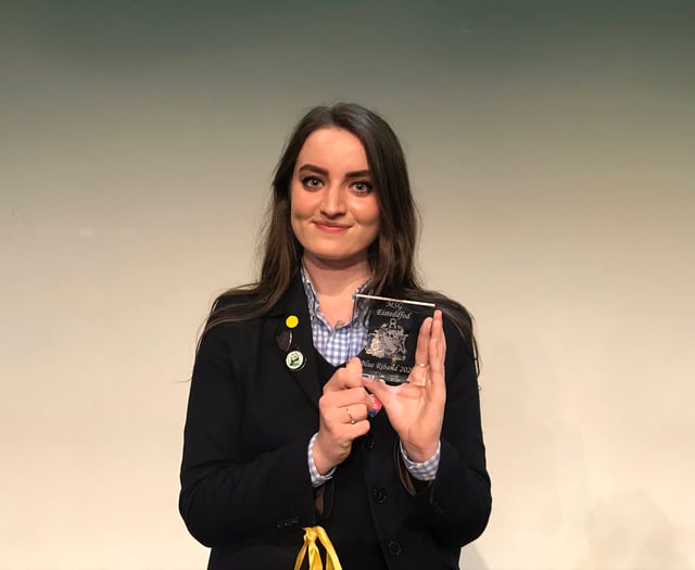 Crickhowell singer to perform at concert