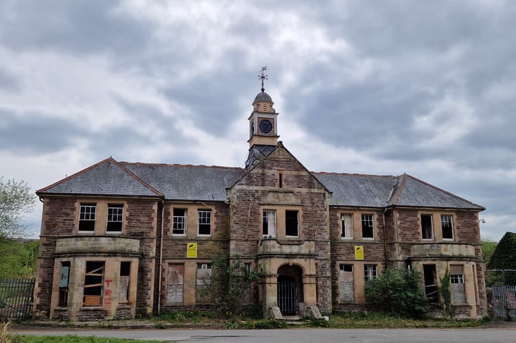Mid Wales Hospital