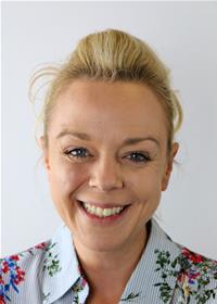 Claire Mills