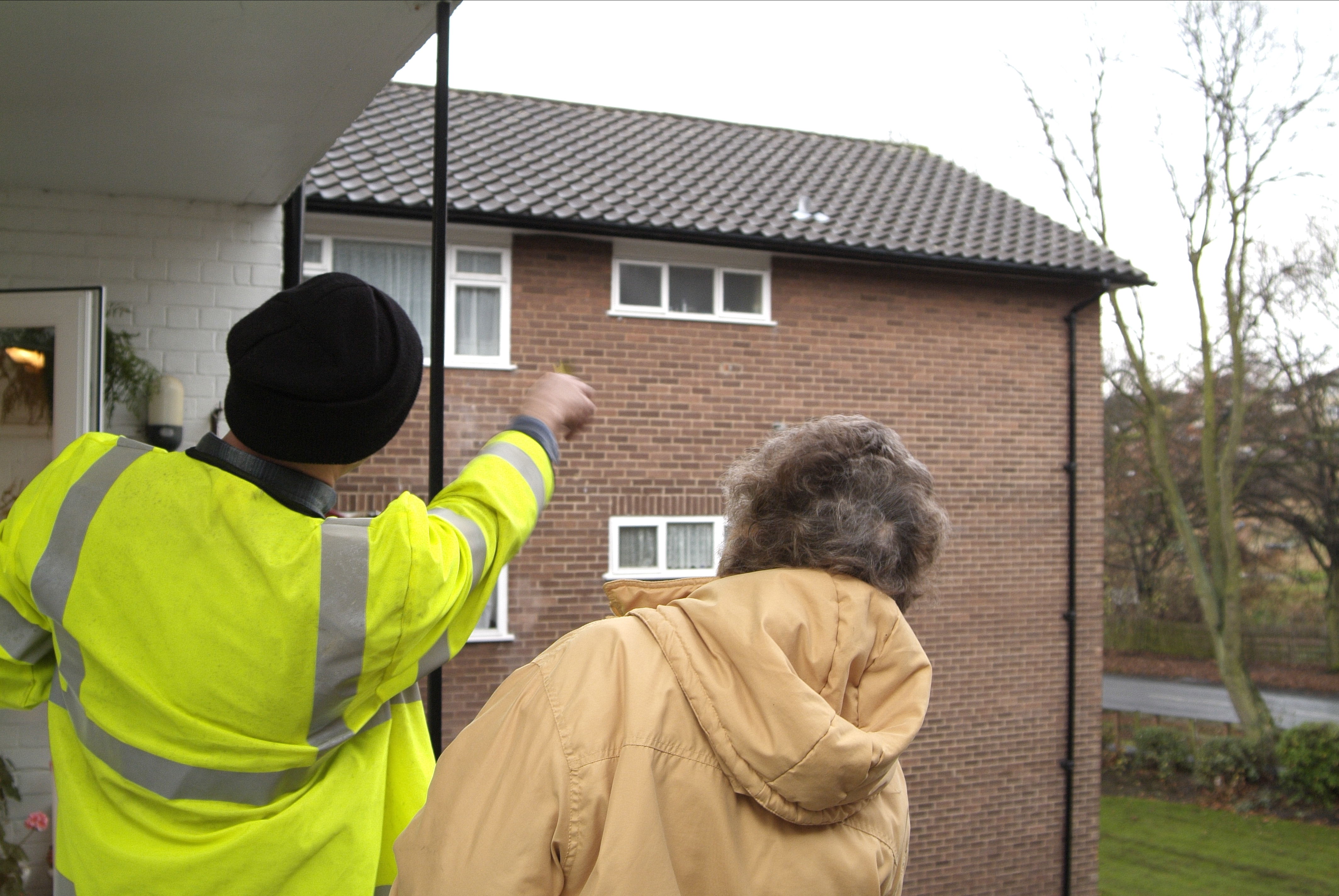 Rogue trader warning issued for Brecon residents