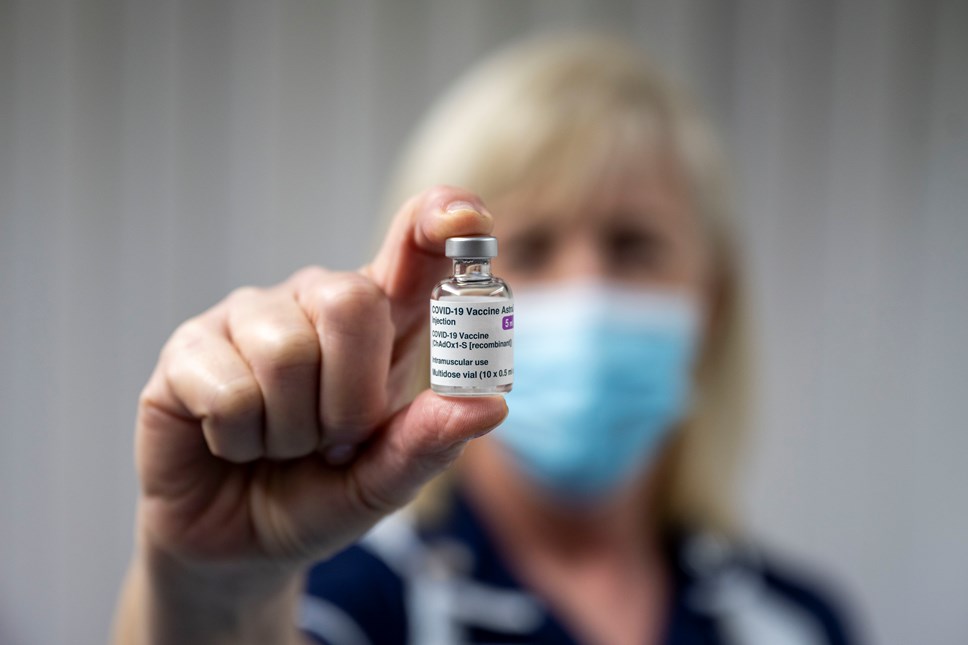 Autumn booster invitations issued to eligible adults in Wales 


