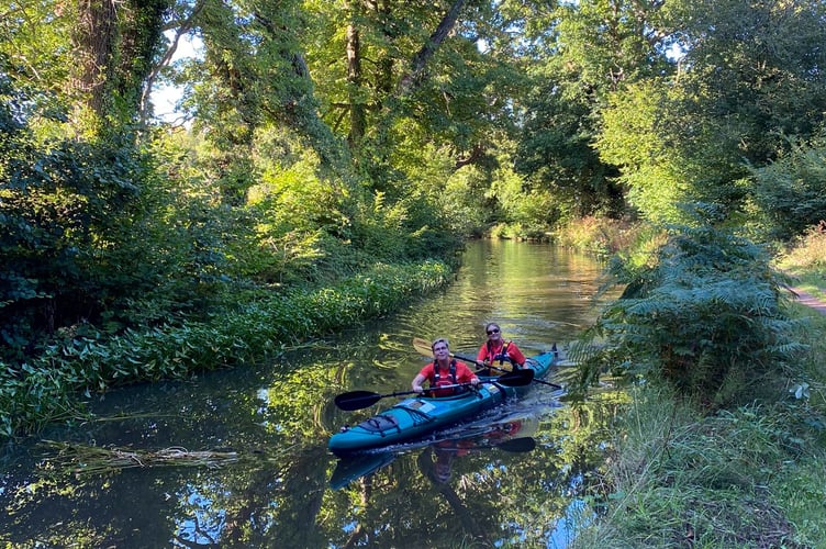 Catie and Bryony kayak