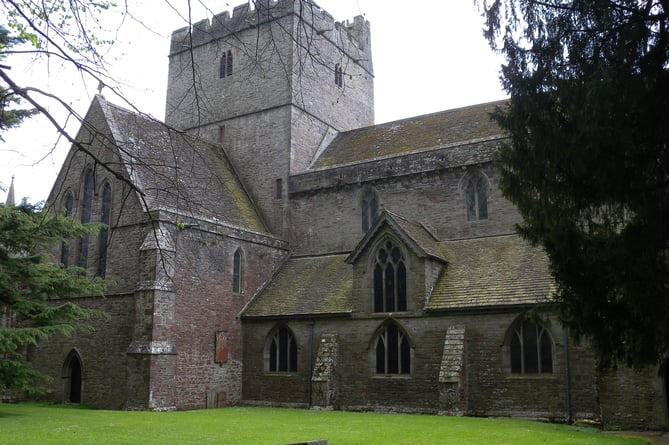 Brecon Cathedral 1.JPG