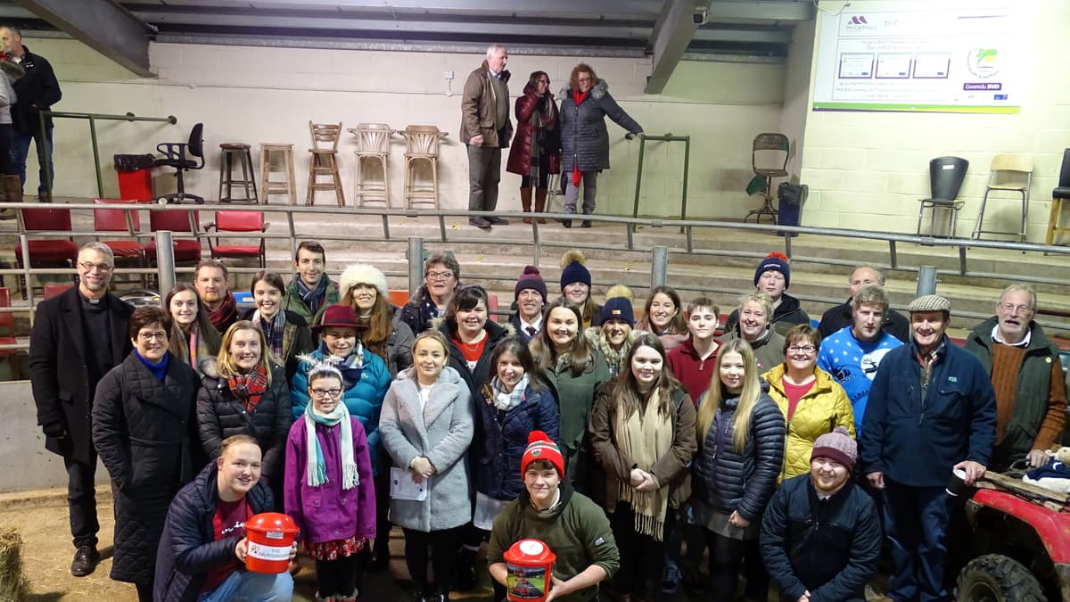 Brecknock YFC brings carols and cheer to Brecon market breconradnor