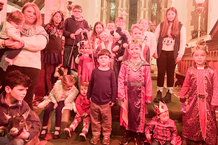Kinnerton Crib Service 2022