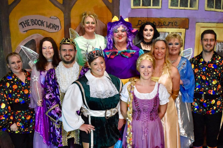 Rapunzel - a tangled panto