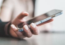 Health texting advice service opens for Powys' young people