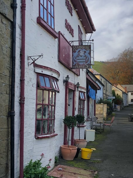 Radnor Arms Hotel