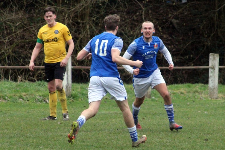 Llandod vs Penycae
