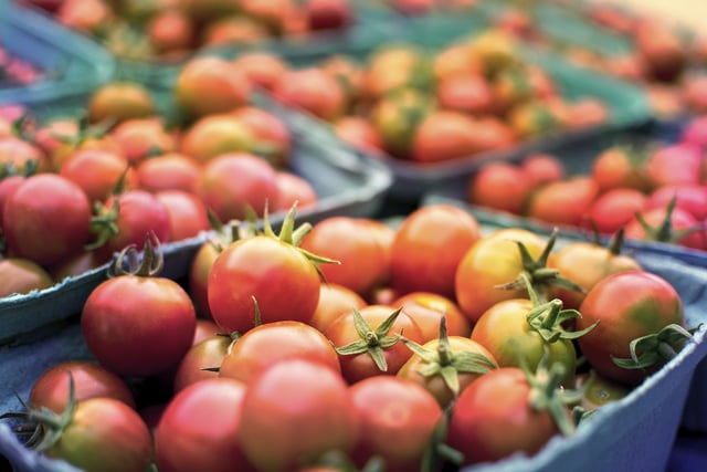 Morrisons and Aldi stores in Brecon introduce cap on fruit and veg