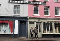 VIDEO: Lettering restored at historic Brecon building