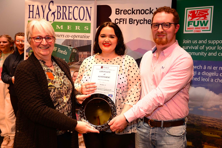 Pontfaen YFC