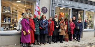 VIDEO: Purple Plaque unveiled for Brecon’s pioneering woman doctor