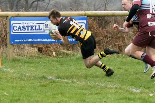 Crickhowell v Bettws - Will Bevan scores