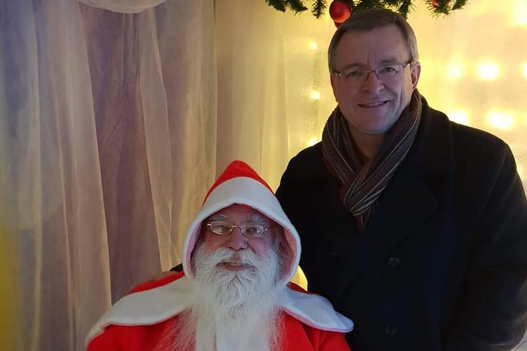 Chris Santa Hill