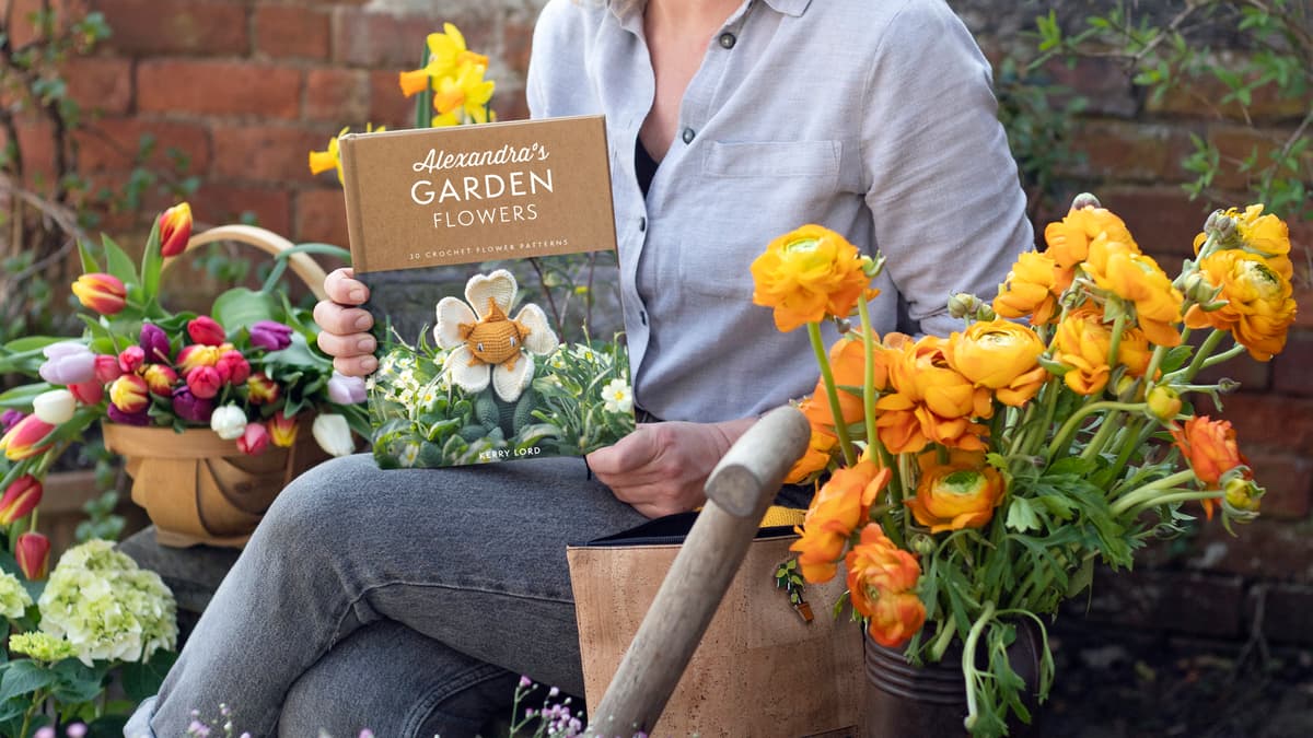 Alexandra's Garden Vegetables: 30 Crochet Vegetable Patterns [eBook]