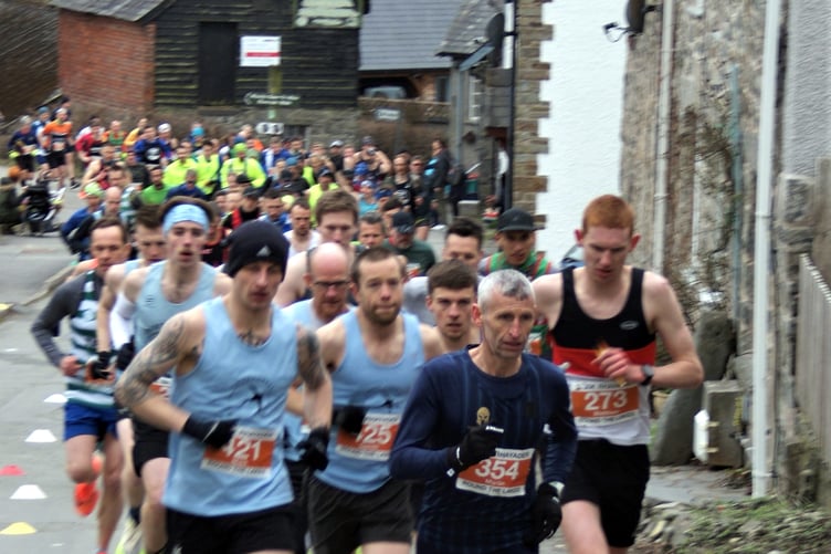 Rhayader Round the Lakes race