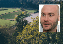 Residents along Wye 'could make legal claim against poultry farms'