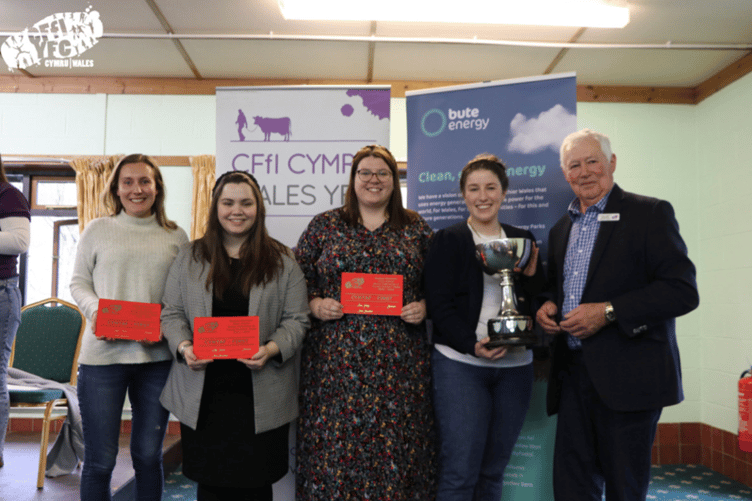 Pontfaen YFC