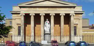 Rogue trader jailed for 33 months after scamming Powys residents