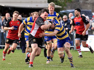 Eight-try Brecon overpower lowly Monmouth