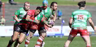 Drovers stay top with impressive seven-try win