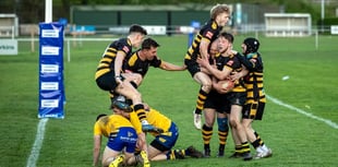 Crickhowell snatch thrilling win to reach Ivor Jones Cup final
