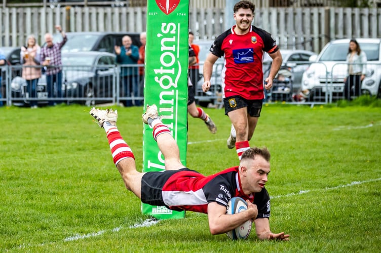 Brecon v Newbridge
