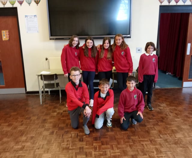 Mount Street Junior School's cross country team goes the extra mile!