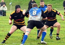 Crickhowell clinch bonus point victory to secure promotion 
