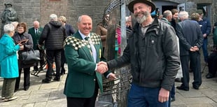 Ten-foot statue unveiled to commemorate Welsh hymn writer