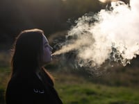 Major trust gap in vaping amongst smokers in Wales according to a new report.
