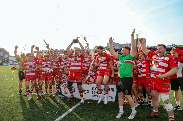 2022-23 WRU Indigo Premiership Play off Final

21.05.23 Llandovery v Cardiff


Llandovery lift the trophy

