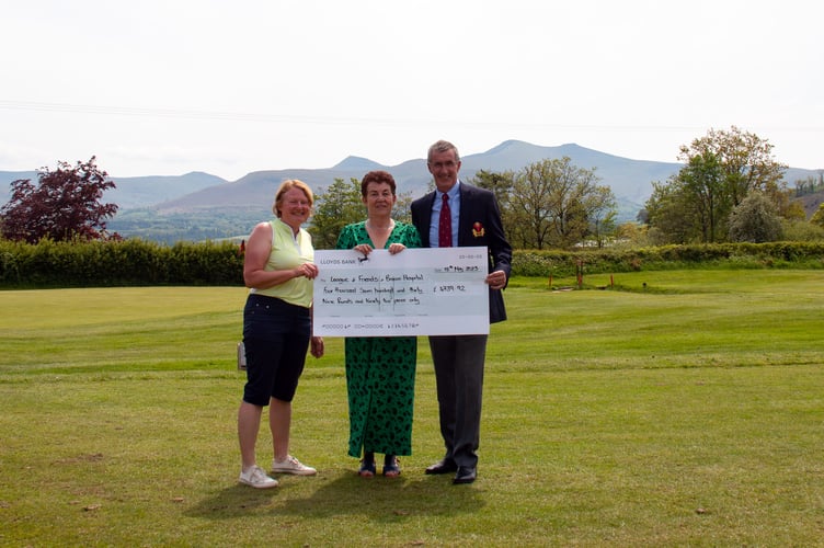 Brecon Hospital Photocall with Cradoc Golf