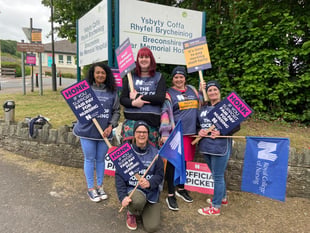Nurses in Wales begin two day strike