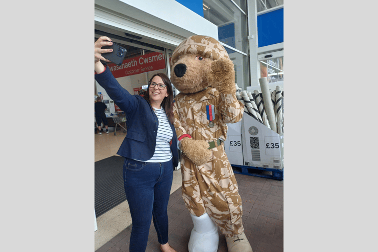 Fay Jones - Help for Heroes