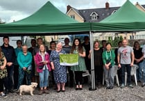 Mayor presents Green Flag Award to Watton Allotments Society