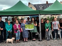 Mayor presents Green Flag Award to Watton Allotments Society