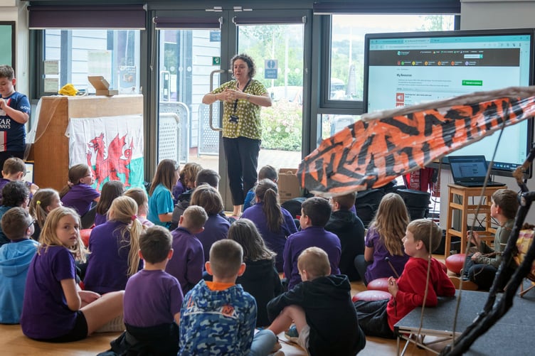 Ysgol y Mynydd Du - Expressive Arts