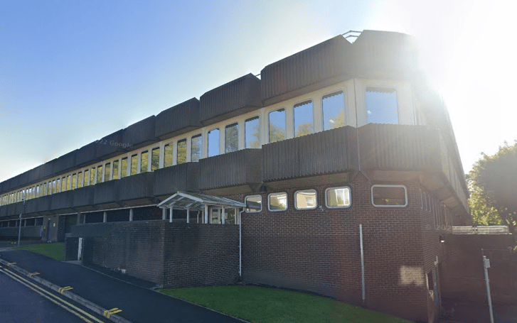 Llandrindod sex offender hid laptop under kitchen counter